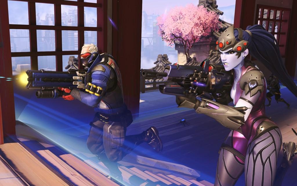 Soldier 76 and Widowmaker run up steps on Hanamura