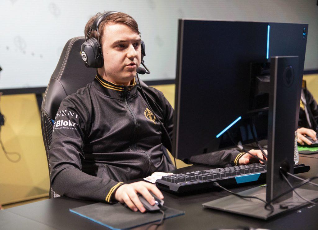 Ablazeolive playing for Golden Guardians Academy in LCS 2020