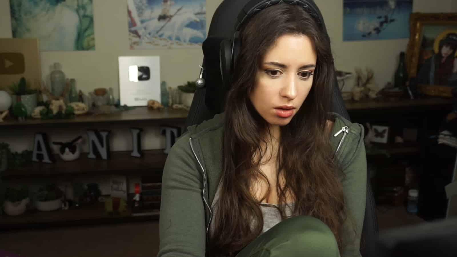 Sweet Anita Twitch Tourette's