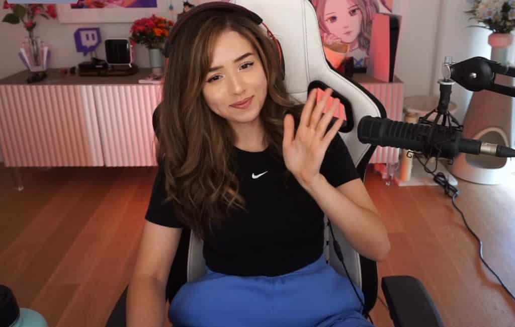 POkimane waving on stream