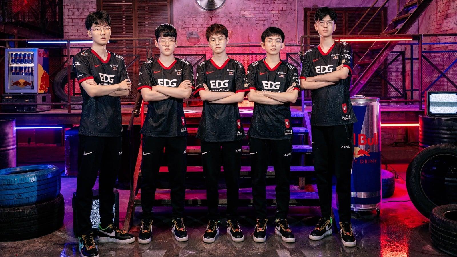 EDG's Worlds 2021 team