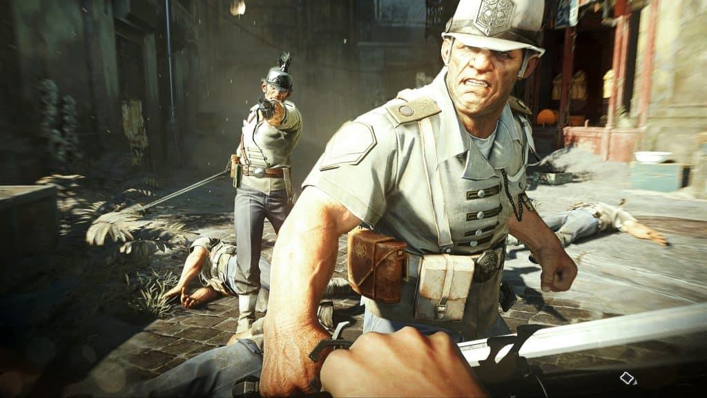 Dishonored 2 screenshot showing a player engaging in combat with guards