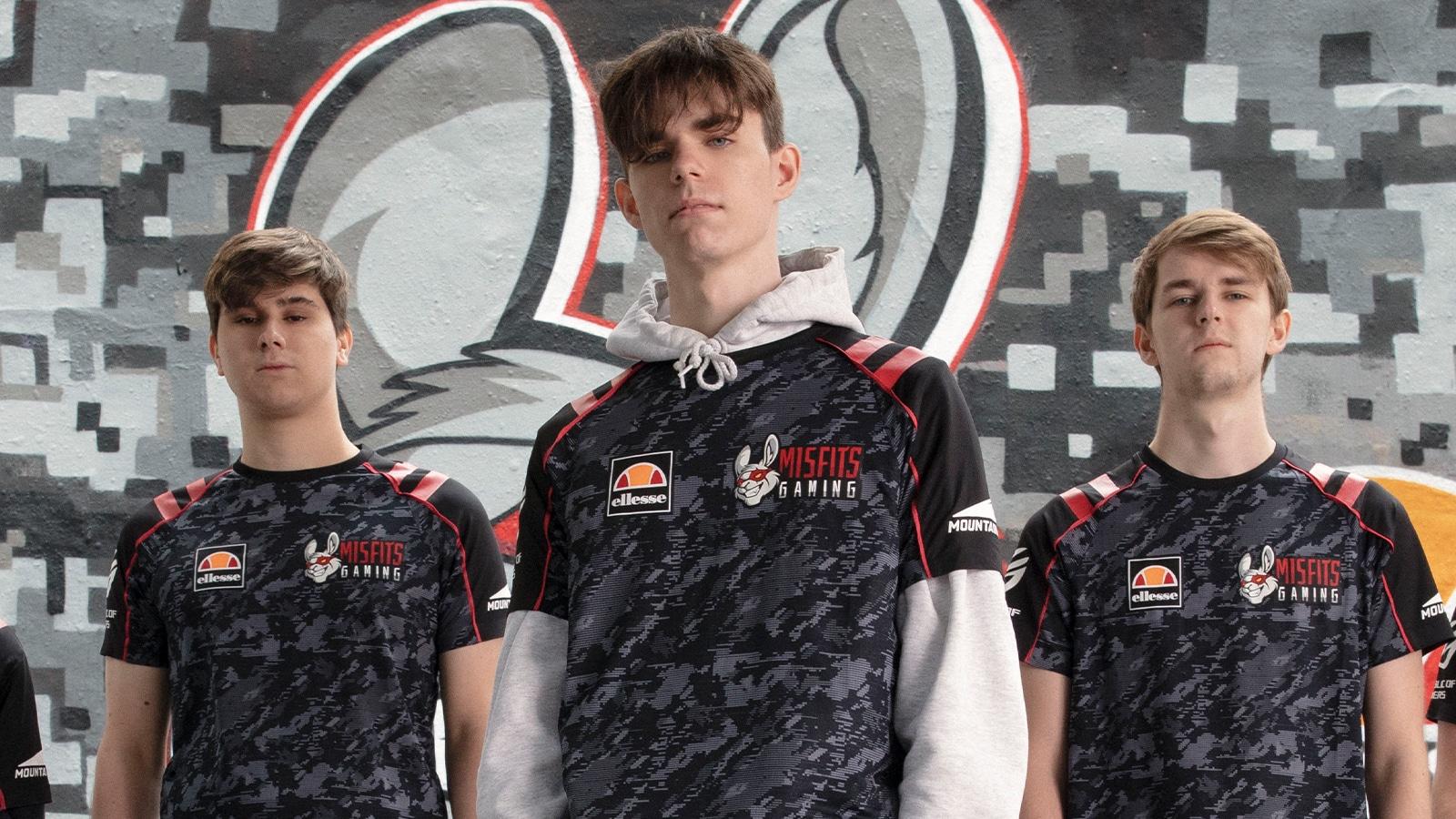 Misfits players wearing Ellesse apparel