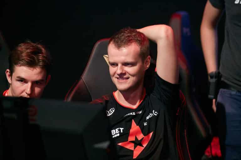 Xyp9x astralis