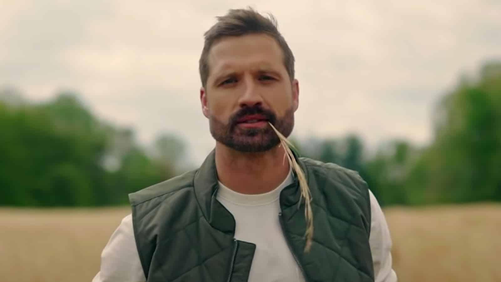 Walker Hayes in the 'Fancy Like' music video