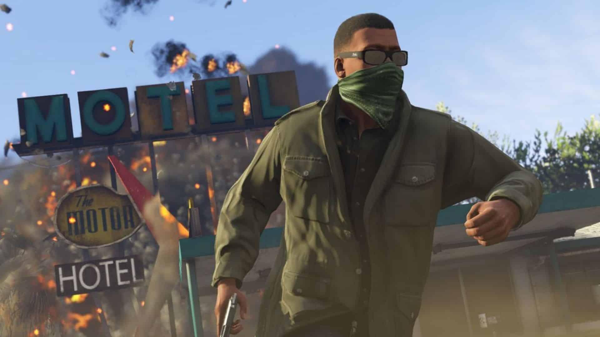 franklin running from an explosion in gta online