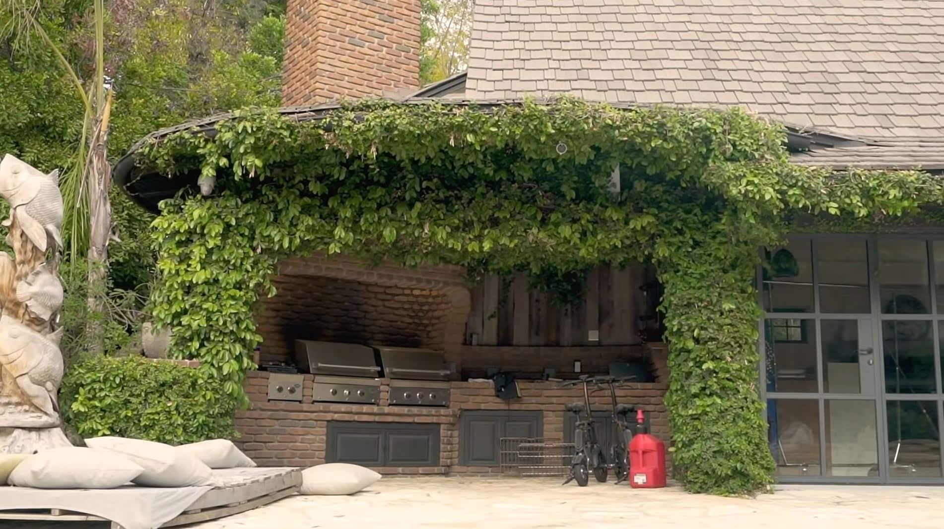 logan paul house outdoor