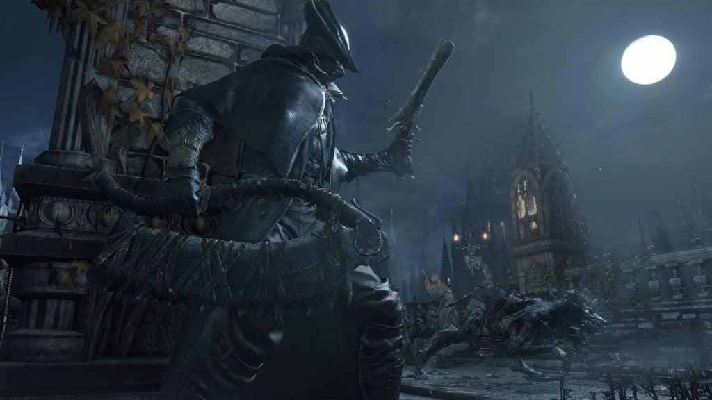 hunter fighting werewolf enemy in bloodborne