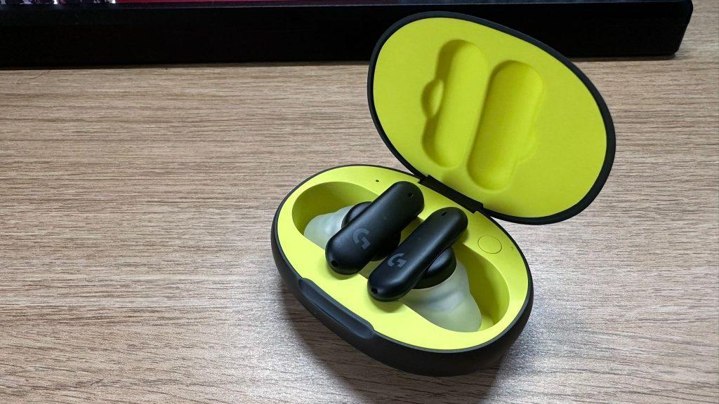 Logitech G Fits earbuds inside case