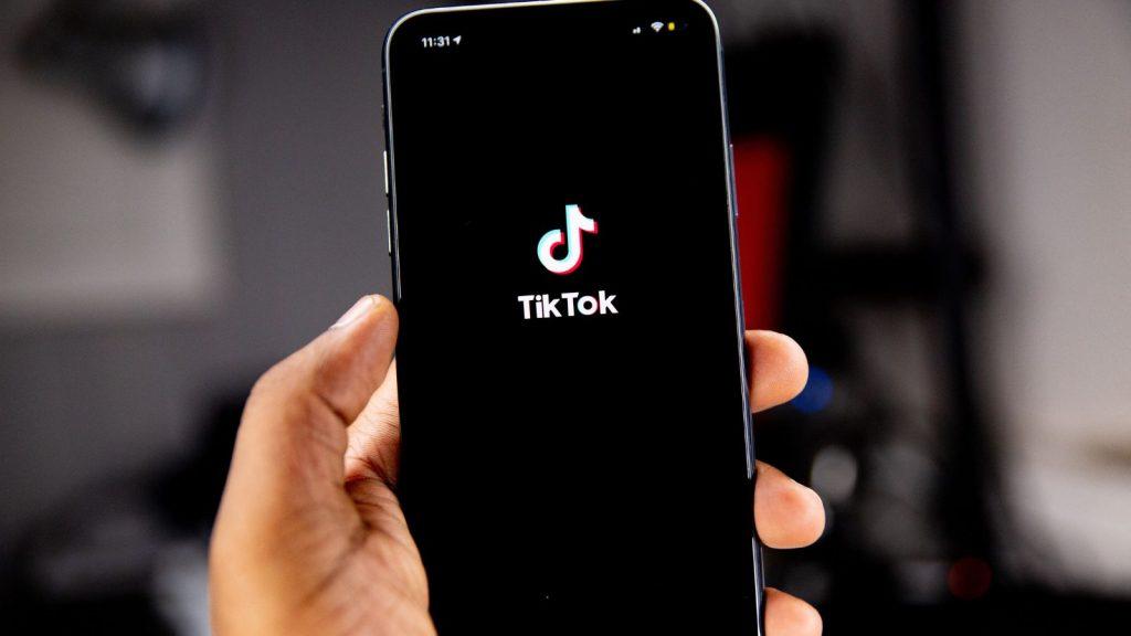 TikTok font change