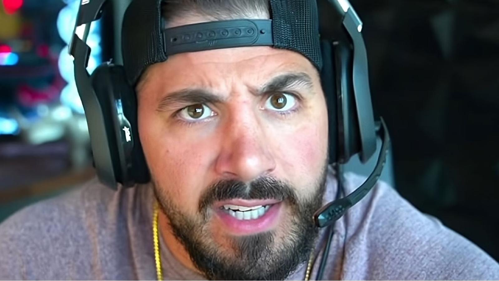 NICKMERCS looking into camera during Twitch stream