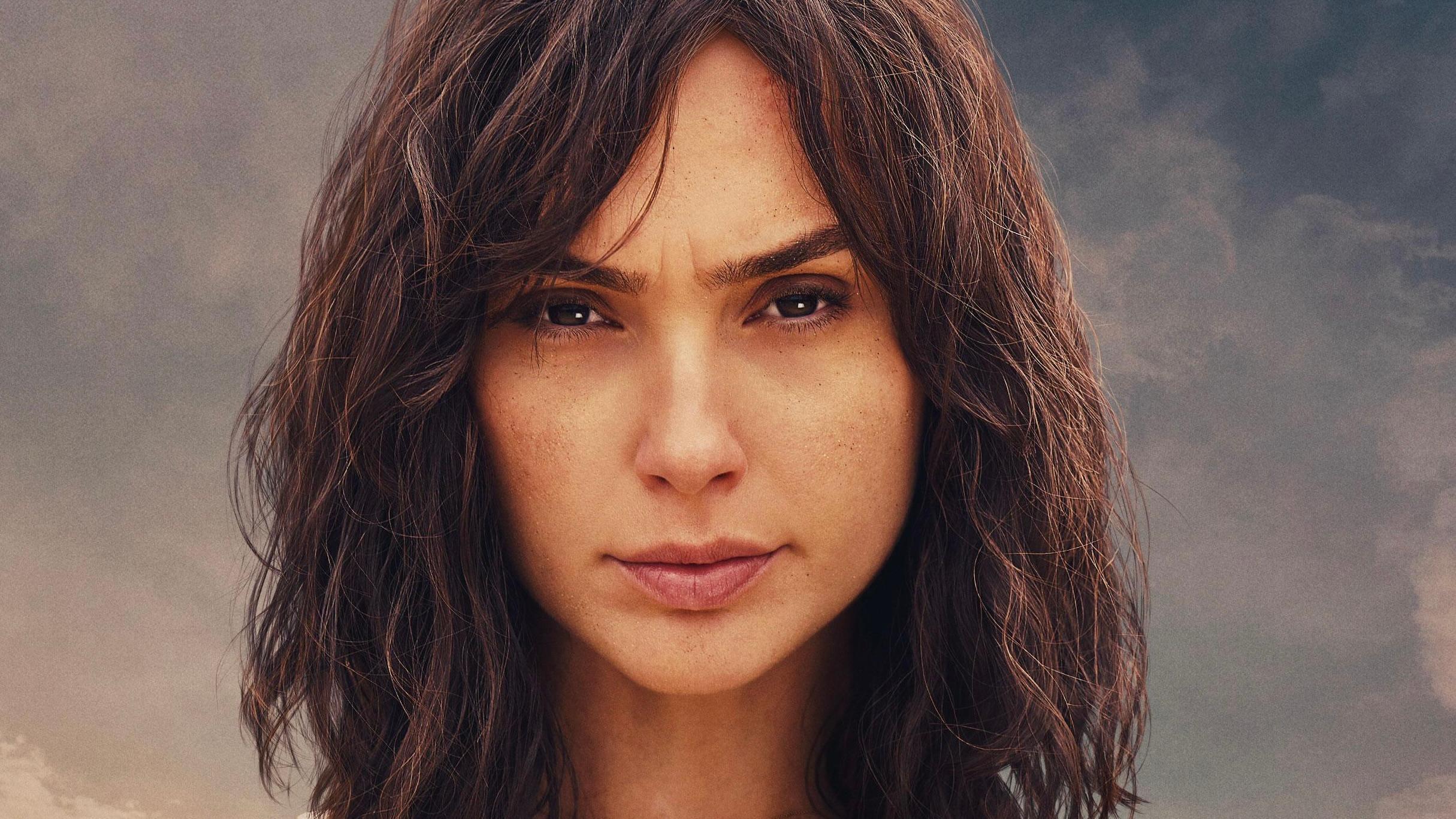 Gal Gadot as Rachel Stone in Heart of Stone.