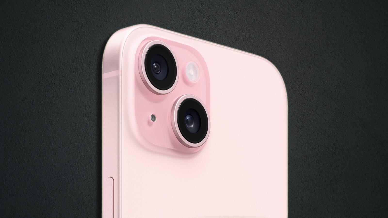 iPhone 15 Pink