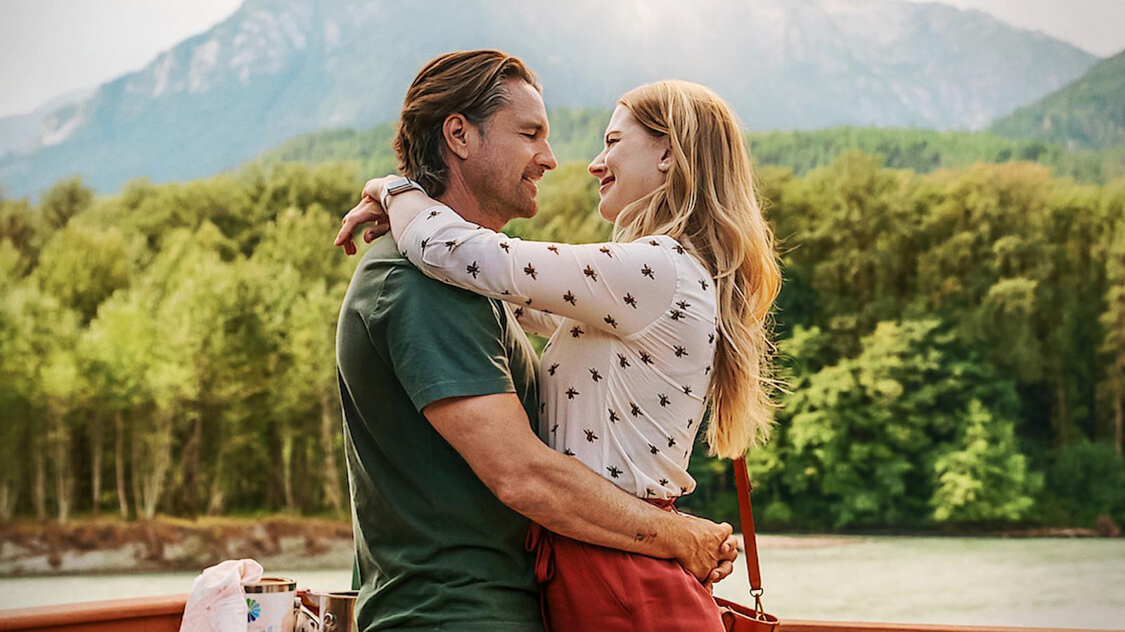 Martin Henderson as Jack Sheridan and Alexandra Breckenridge as Melinda Monroe in Virgin River on Netflix