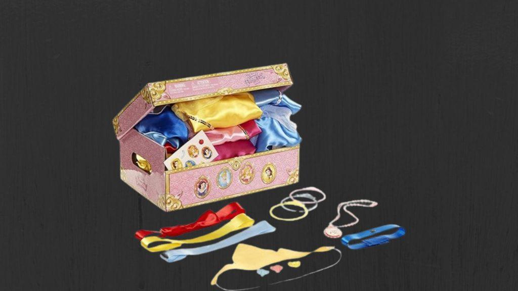 Disney Princess Deluxe Dress-Up Trunk: Just $23.99 After 31% Off