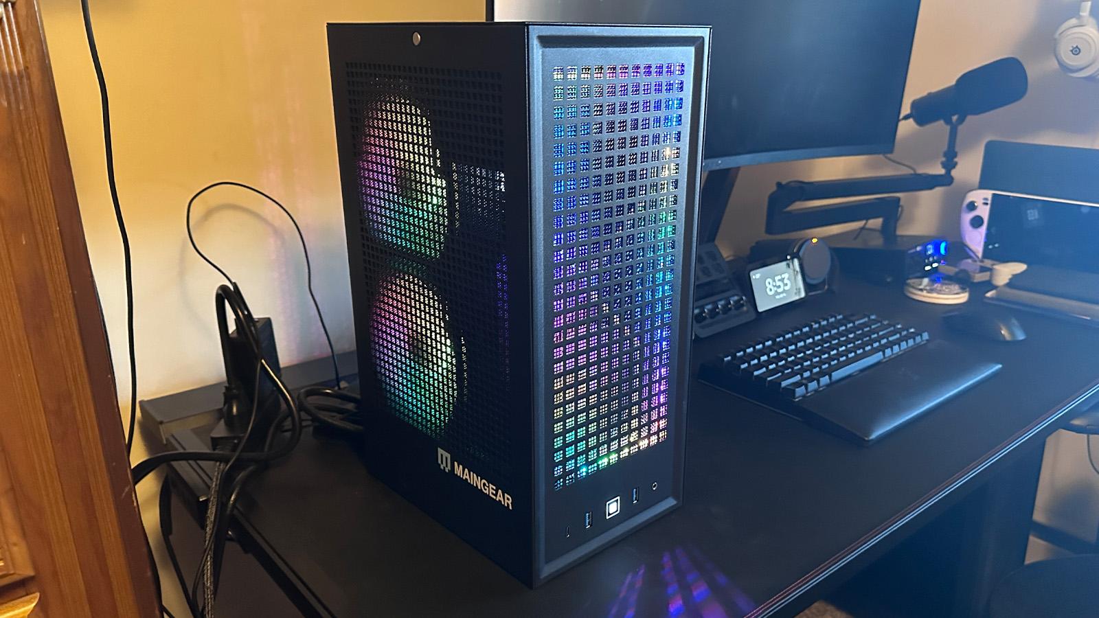 Maingear Revolt