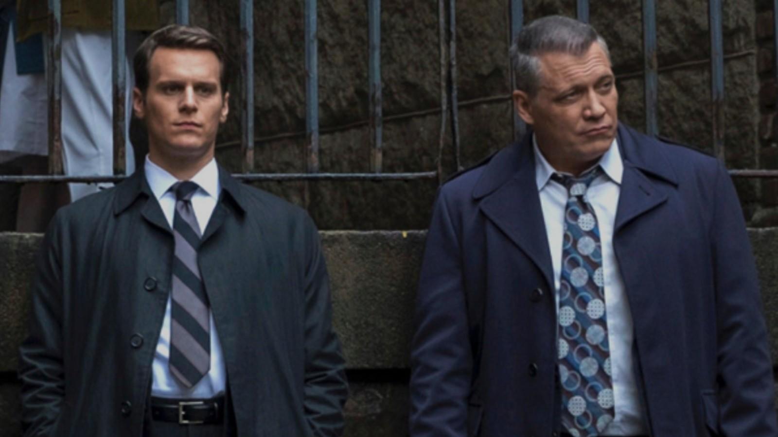 Jonathan Groff and Holt McCallany in Mindhunter