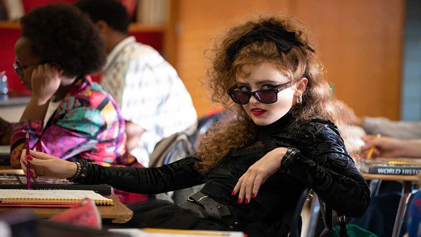 Kathryn Newton in class in Lisa Frankenstein.