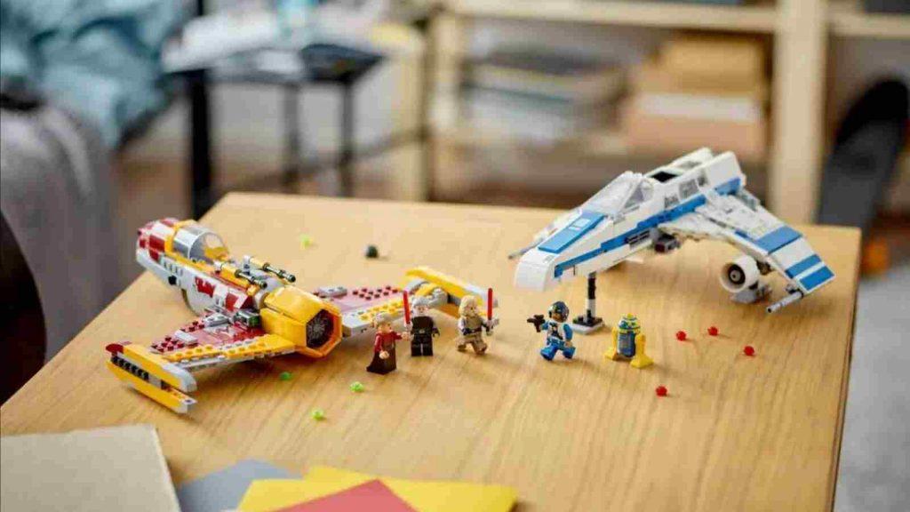 The LEGO-reimagined Republic E-Wing and Shin Hati’s Starfighter on display