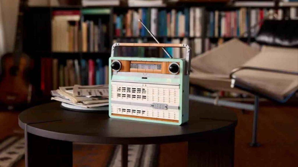 The LEGO Icons Retro Radio on display