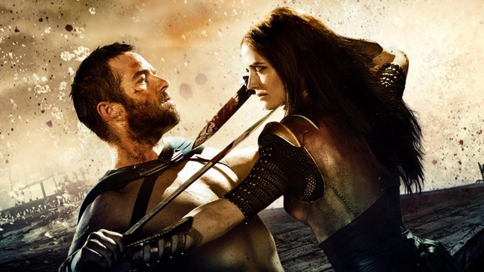 Eva Green and Sullivan Stapleton in 300: Rise of an Empire