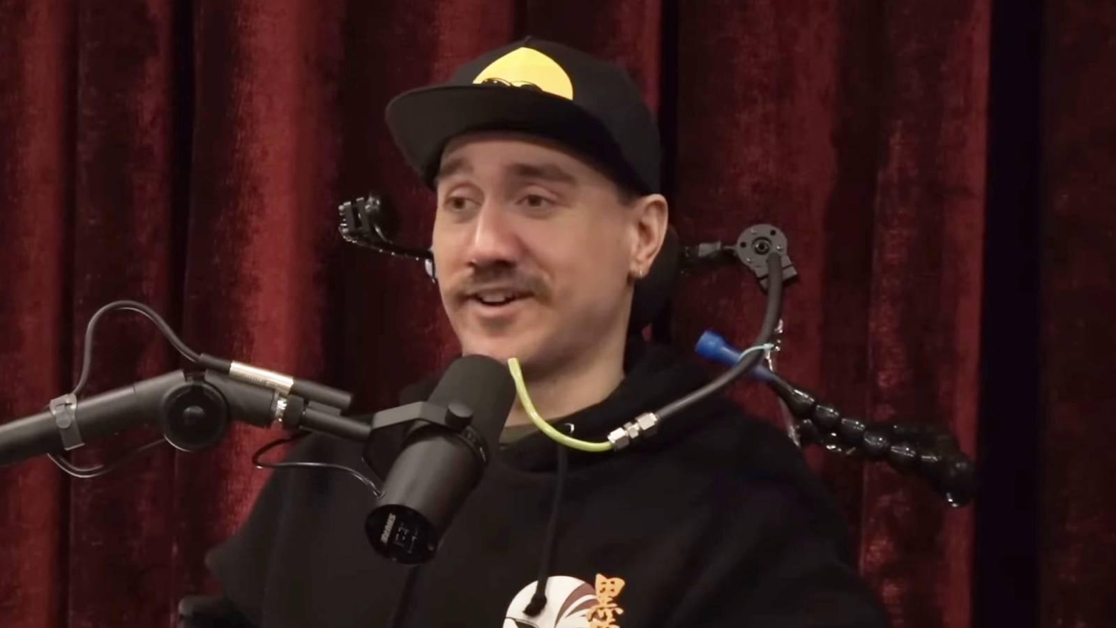 Screenshot Noland Arbaugh on the Joe Rogan Experience podcast.