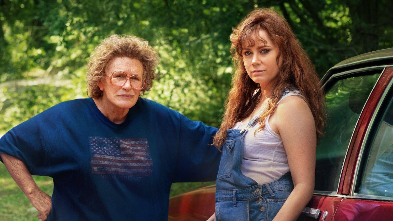 Glenn Close and Amy Adams in Hillbilly Elegy