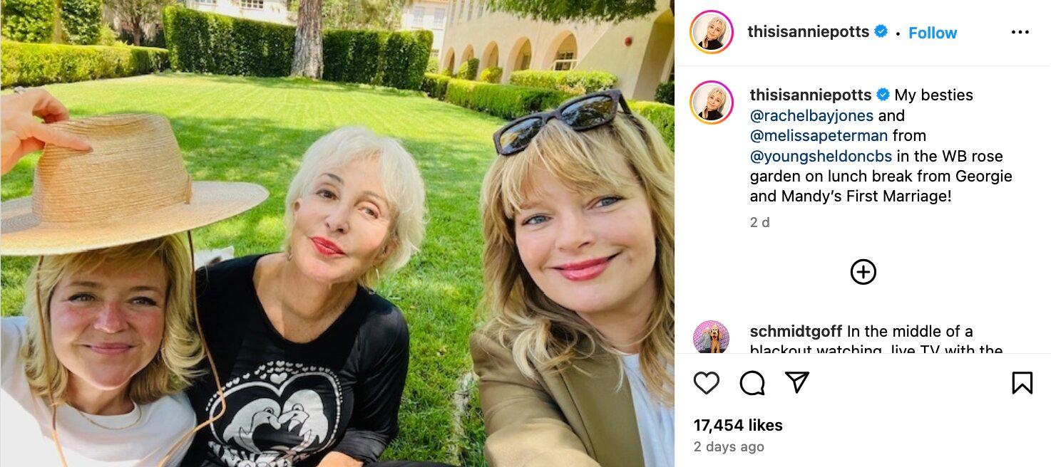 Rachel Bay Jones, Annie Potts, and Melissa Peterman in a BTS shot for Georgie and Mandy's First Marriage