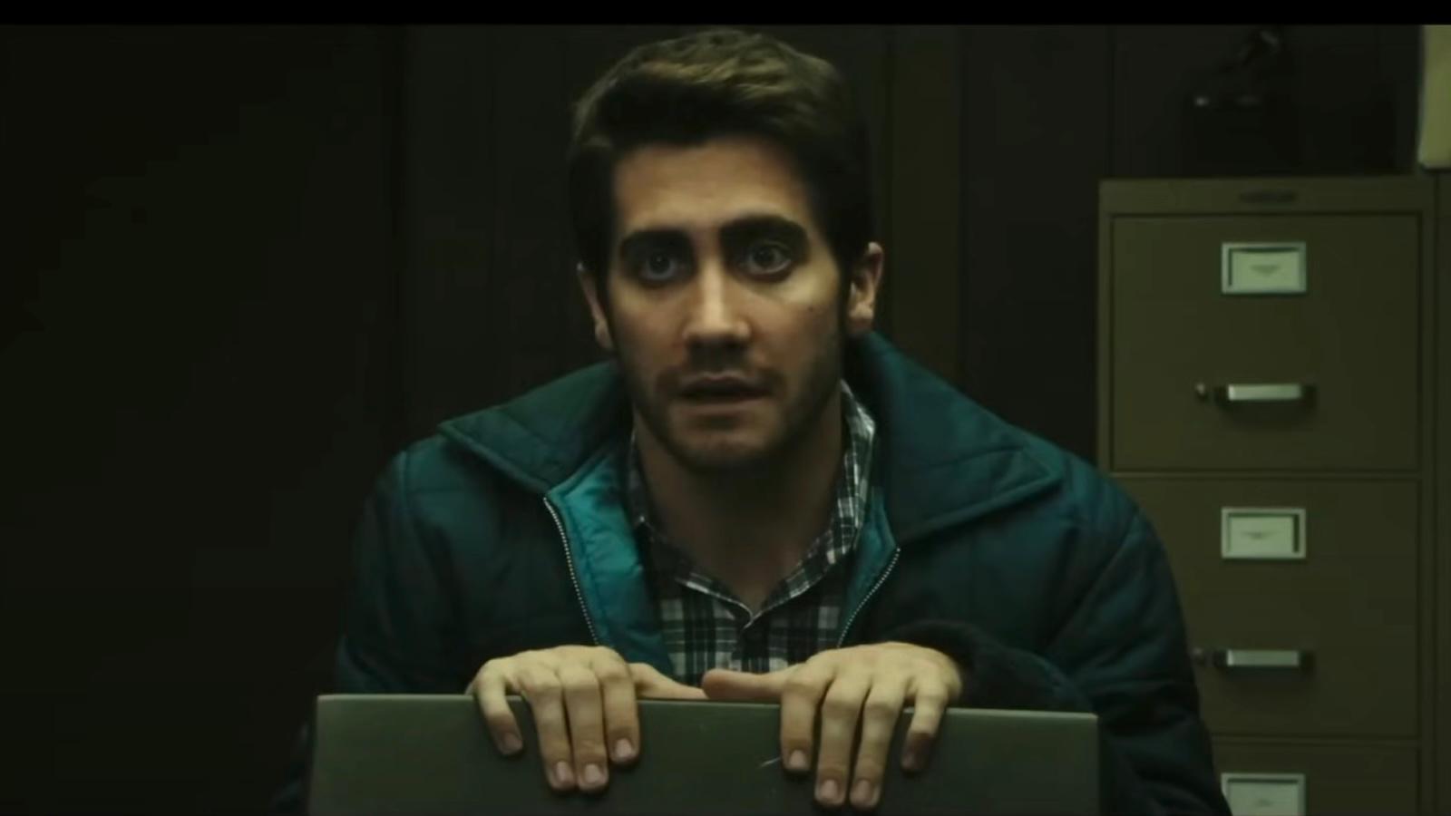 Jake Gyllenhaal as political cartoonist Robert Graysmith in Zodiac