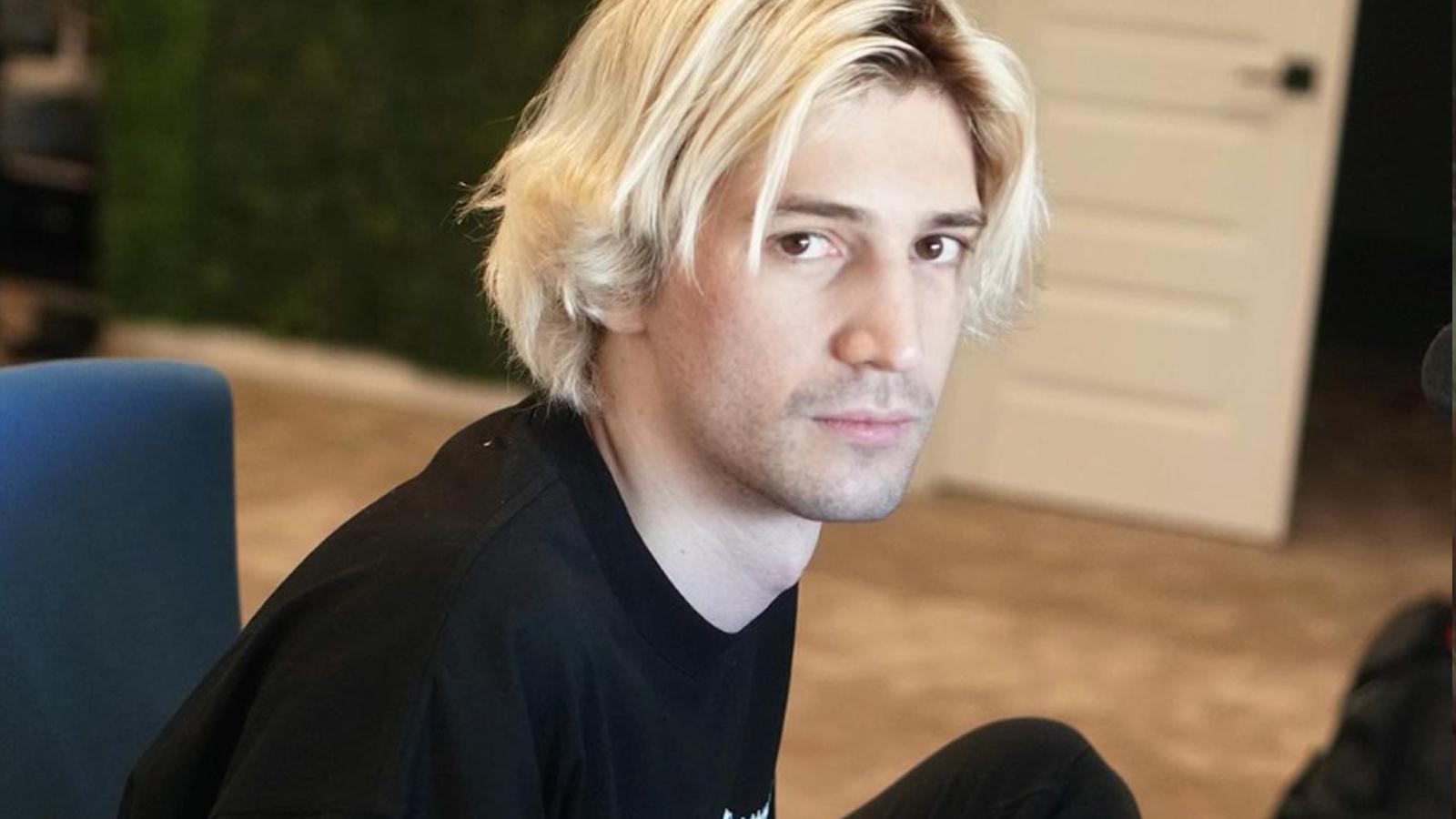 xQc