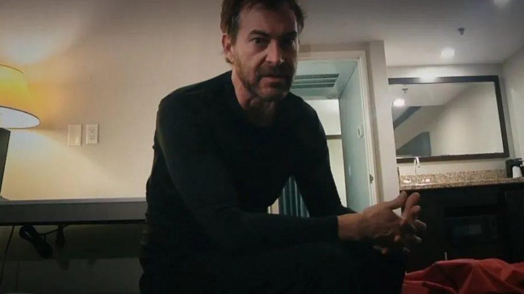 Mark Duplass in a motel oom in Episode 2 of The Creep Tapes.