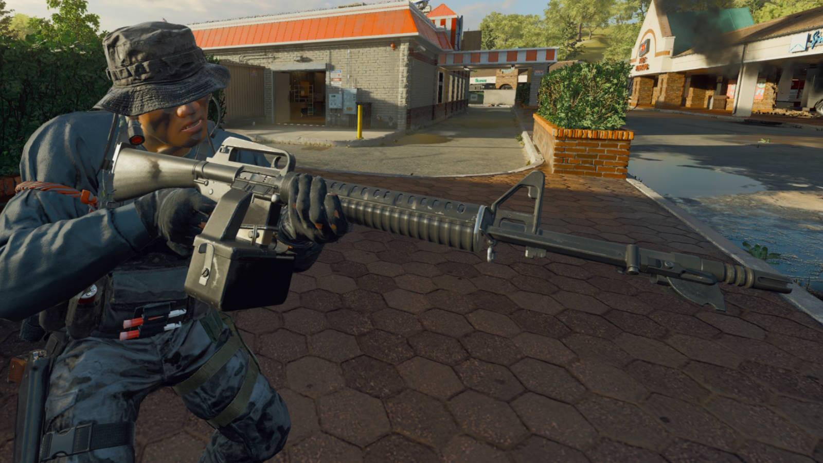 A player holding the XMG LMG in Call of Duty: Black Ops 6.