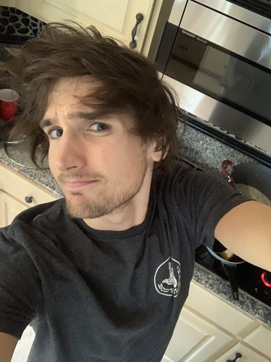 Mitch Jones, Twitter