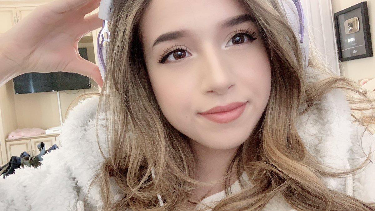 Pokimane, Twitter